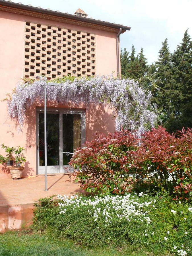 Agriturismo Podere La Casa Palaia Dış mekan fotoğraf