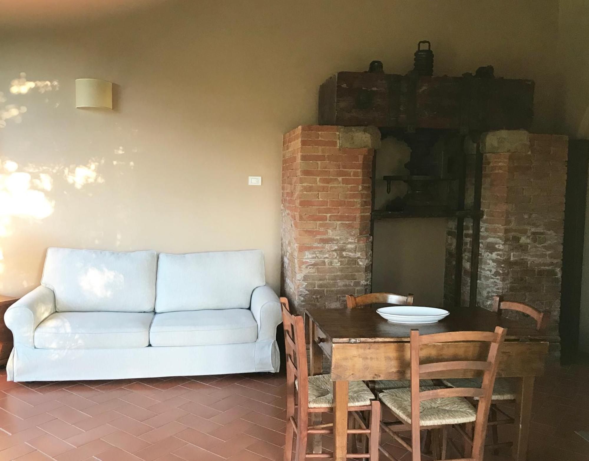 Agriturismo Podere La Casa Palaia Dış mekan fotoğraf